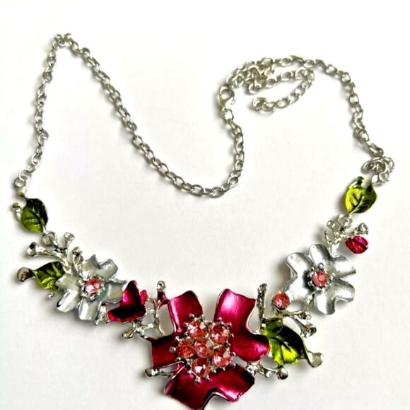 Jewlery New Necklace Flowers Wreath Swag Leaf Enamel Painted Rhinestone 22-24" - Picture 1 of 1